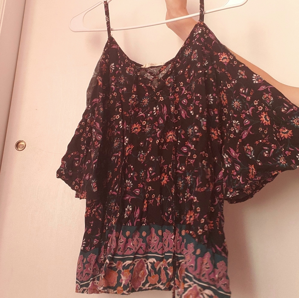 L.A. Hearts Black flowy tank with floral print